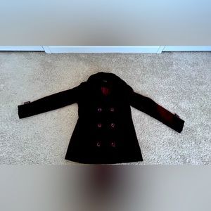 Wine color woollen Pea Coat with Black fur collar. US 6 size. Can ship in US